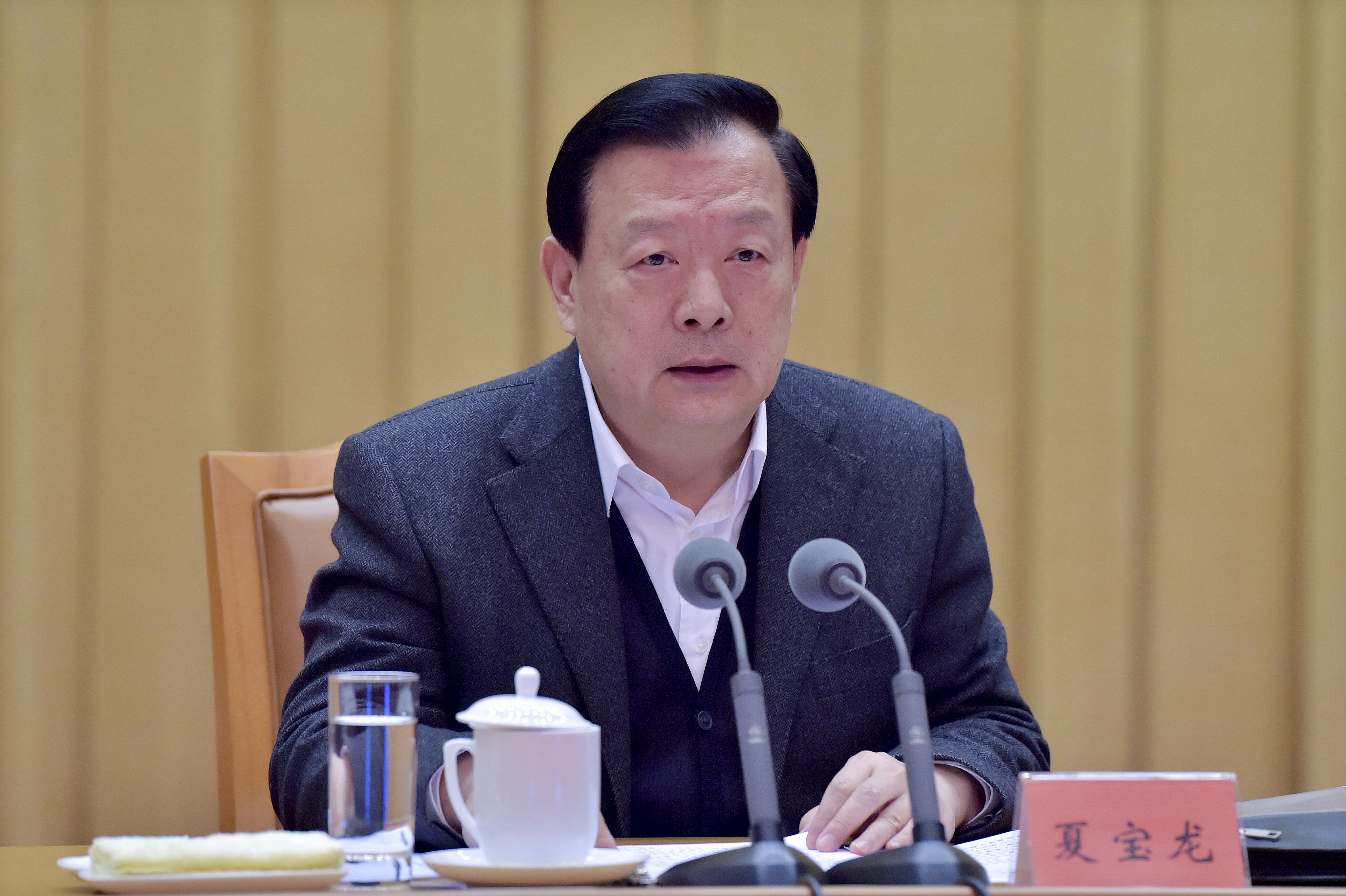 2月6日，全省剿滅劣V類水工作會議在杭州主會場舉行。省委書記、省人大常委會主任夏寶龍出席并講話。記者  梁臻攝.jpg